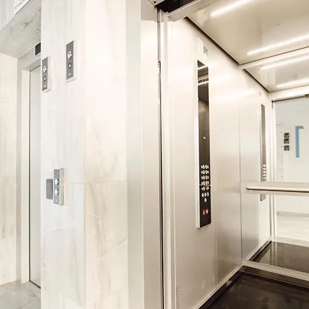 Helia Luxury New Boulevard Apartment