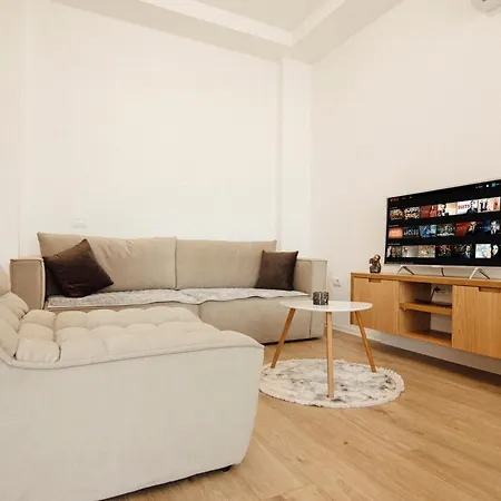 Helia Luxury New Boulevard Apartment *