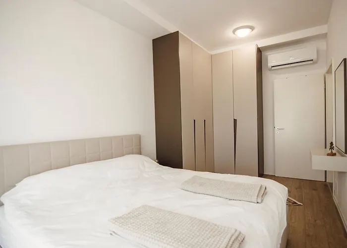 Helia Luxury New Boulevard * Tirana